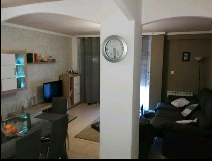 Apartamento En La Zona Turistica De سالو المظهر الخارجي الصورة